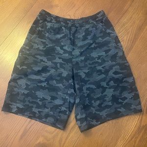 Lululemon Athletica Pace Breaker Linerless 9” shorts Size Small